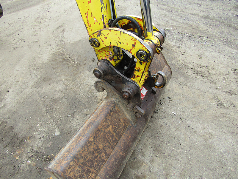 Купить мини экскаватор БУ. Hitachi Zaxis 35 тел.:+7(926)727--0996